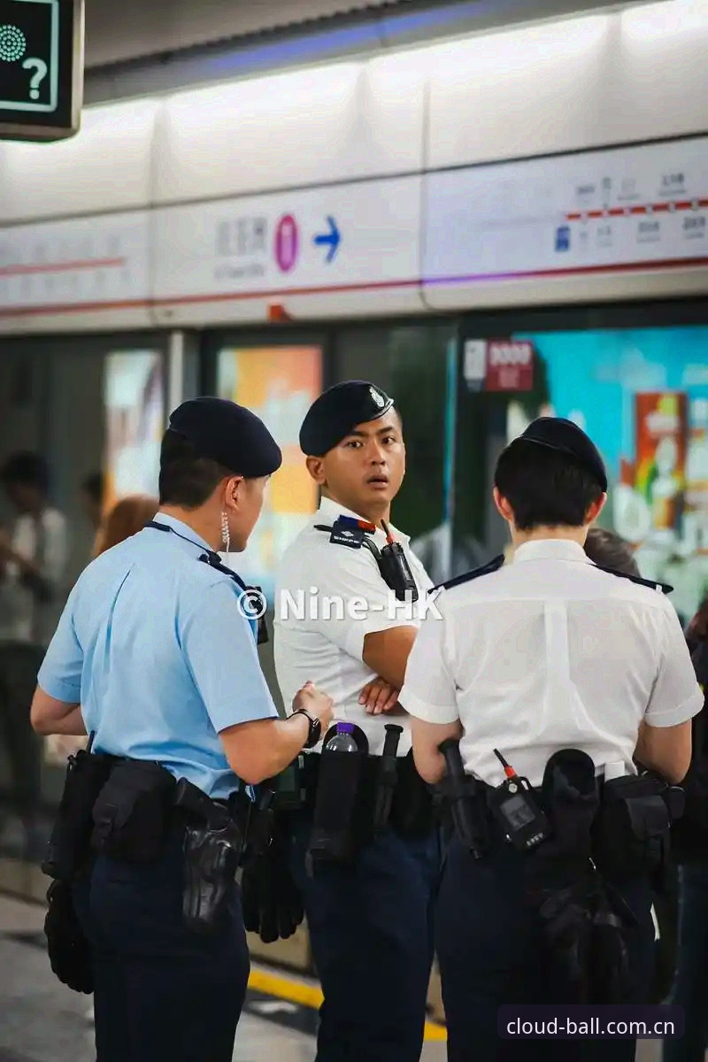 博云体育地址 深度揭秘:世界杯安保为何仅派三名英国警员?赛事体验背后的真相